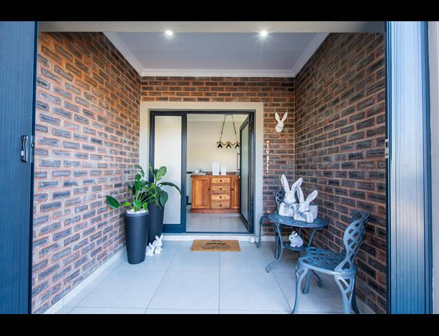 3 BEDROOM DUET FOR SALE IN DANA BAY